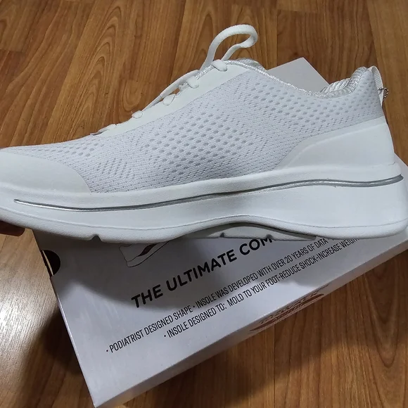 Skechers GO WALK Arch Fit - Motion Breeze Women Shoes - Picture 5 of 15